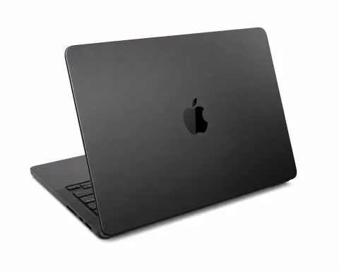 MacBook Pro M5 Max 16
